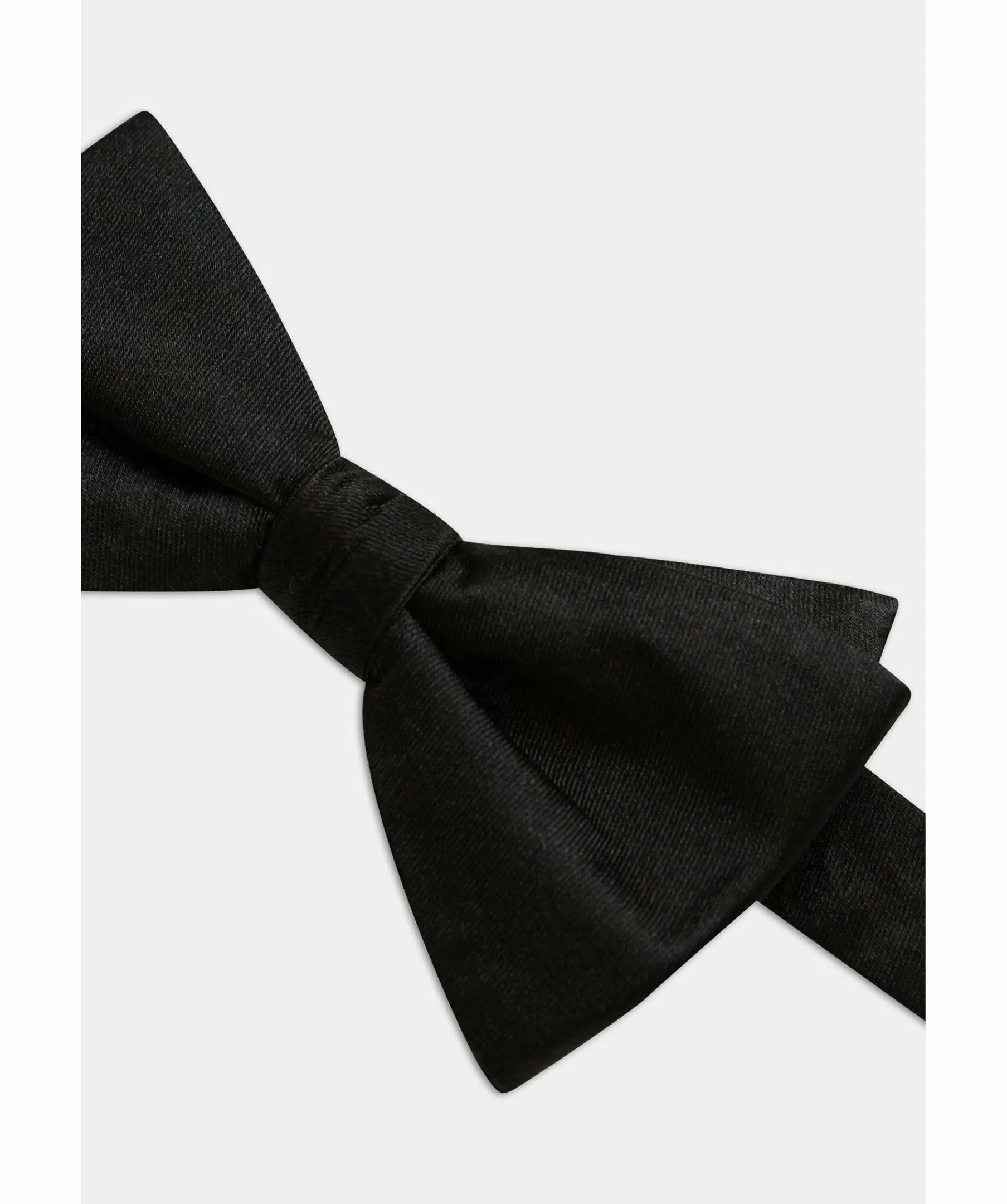 Oscar Jacobson Fluga^Bow Tie