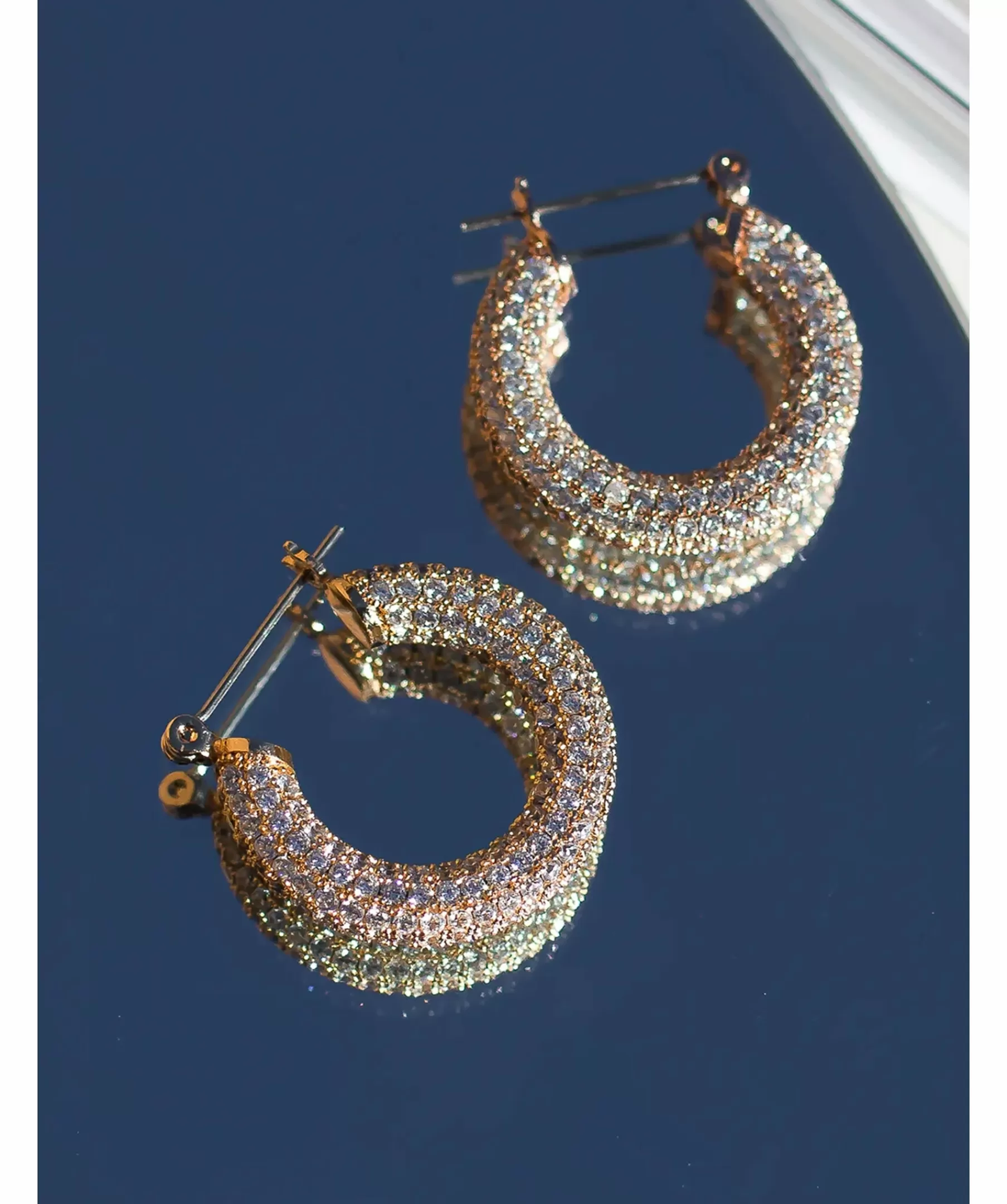 Luv Aj Smycken^Pave Baby Amalfi Earring