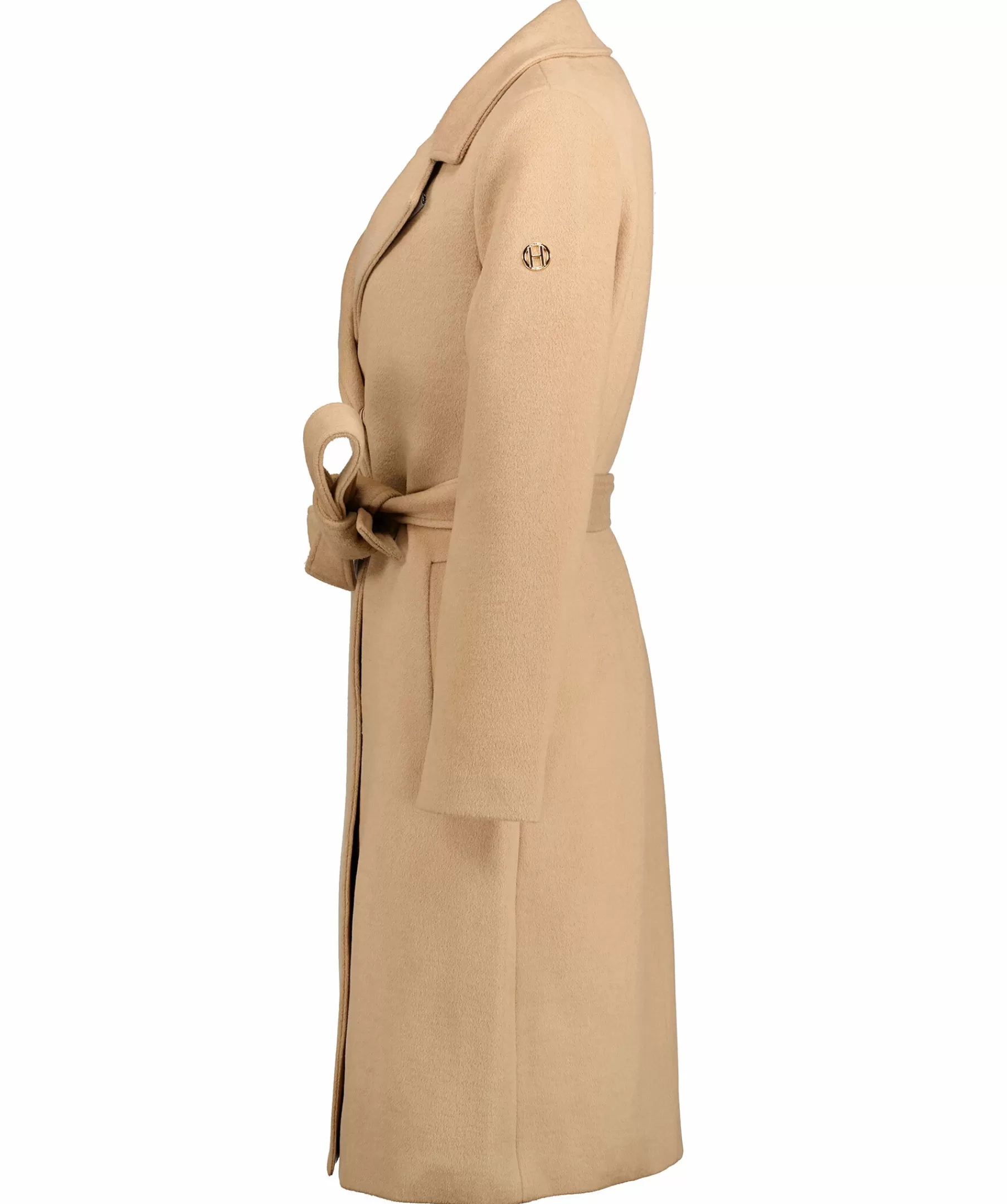 Hollies Kappor^Rubina Coat